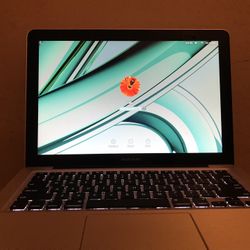 MacBook Pro- MacOS Ventura - $200