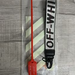 Off White Keychain Silver 