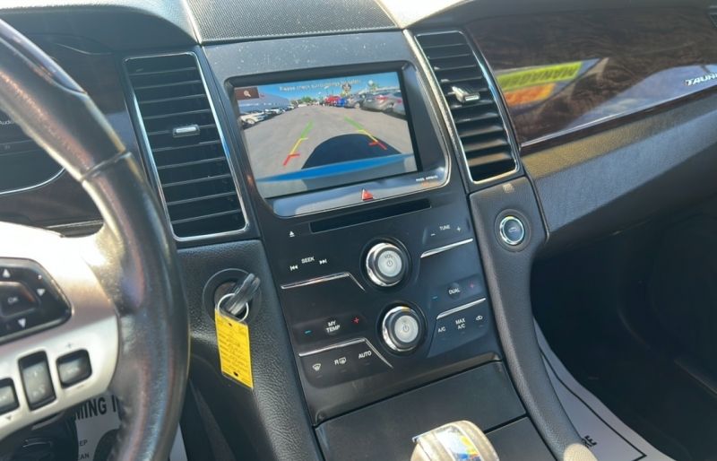 2013 Ford Taurus