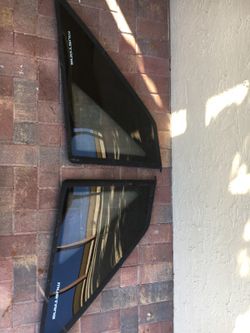 87-93 Mustang Hatchback quarter glass