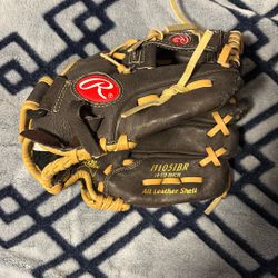 Rawlings 10 1/2” Kids Baseball/Softball Glove