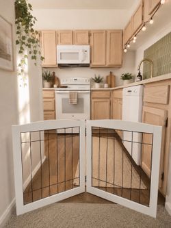 Dog gate 2 panels freestanding