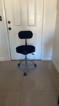 Hydraulic Drum Throne W/ Backrest.