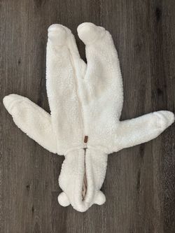 Newborn bear zip up