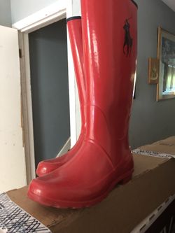 Rain Boots size 8