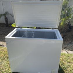 Hotpoint Deep Freezer