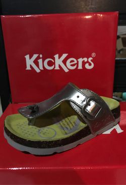 Kickers Magnetic Silver Sandals girls 11