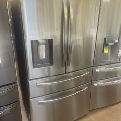 Refrigerator Samsung 4 door stainless steel 36 inch wide