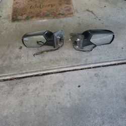 Mirrors  For  2014 To 2018 Gmc Sierra Or  Silverado 