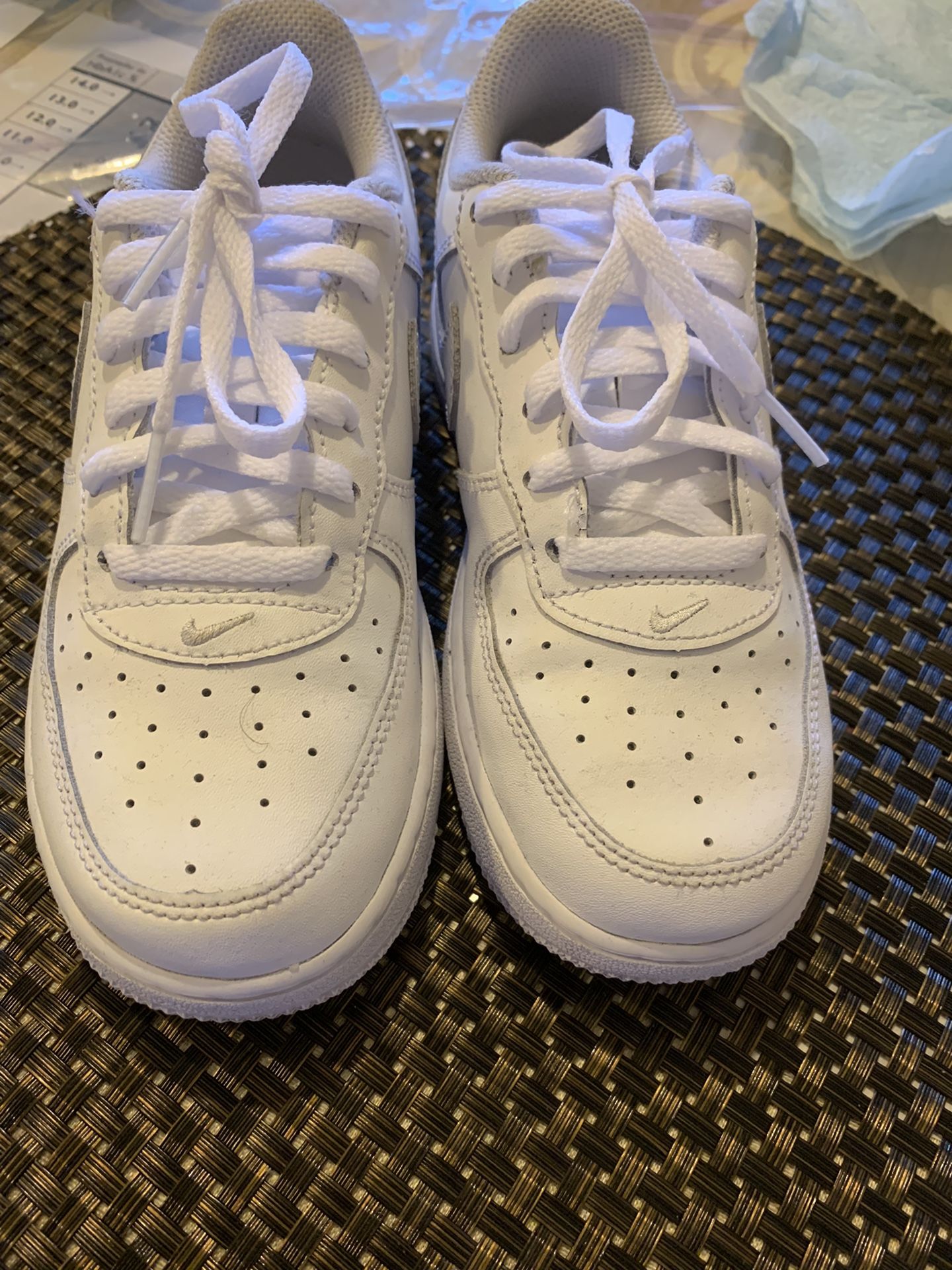 Air Force 1 Size 1Y OBO