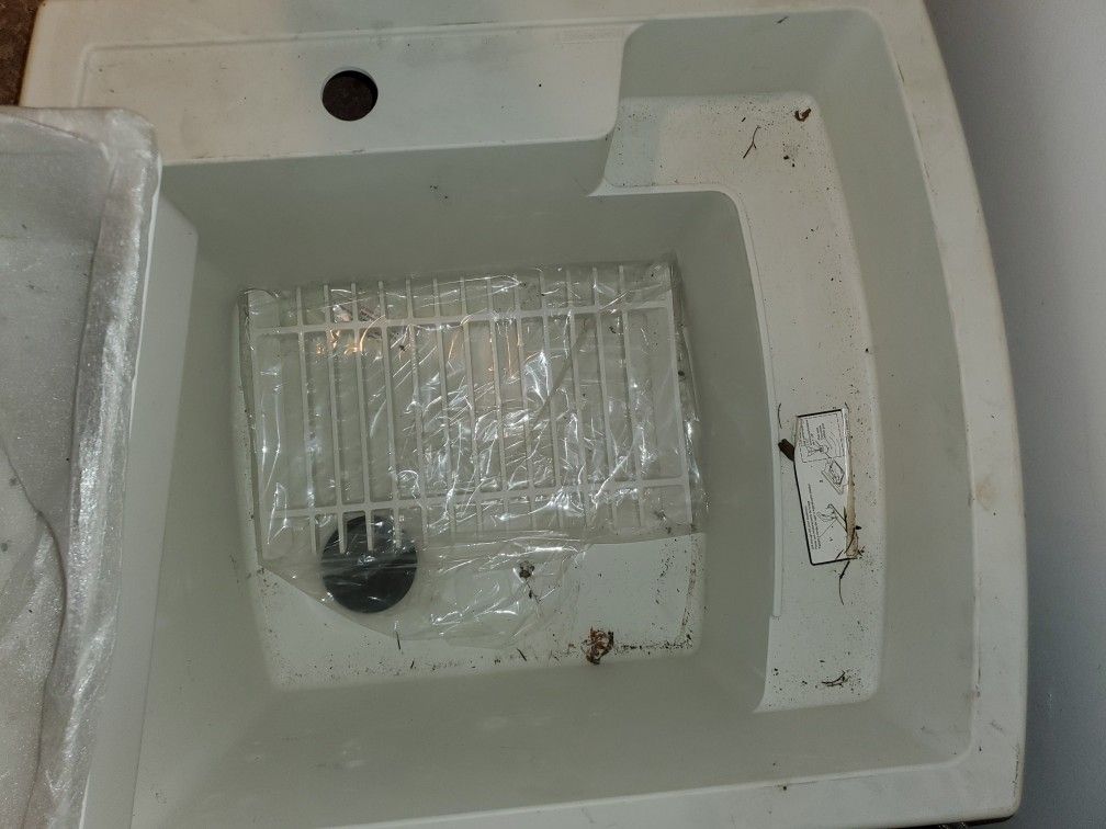 New Sink With Accessories