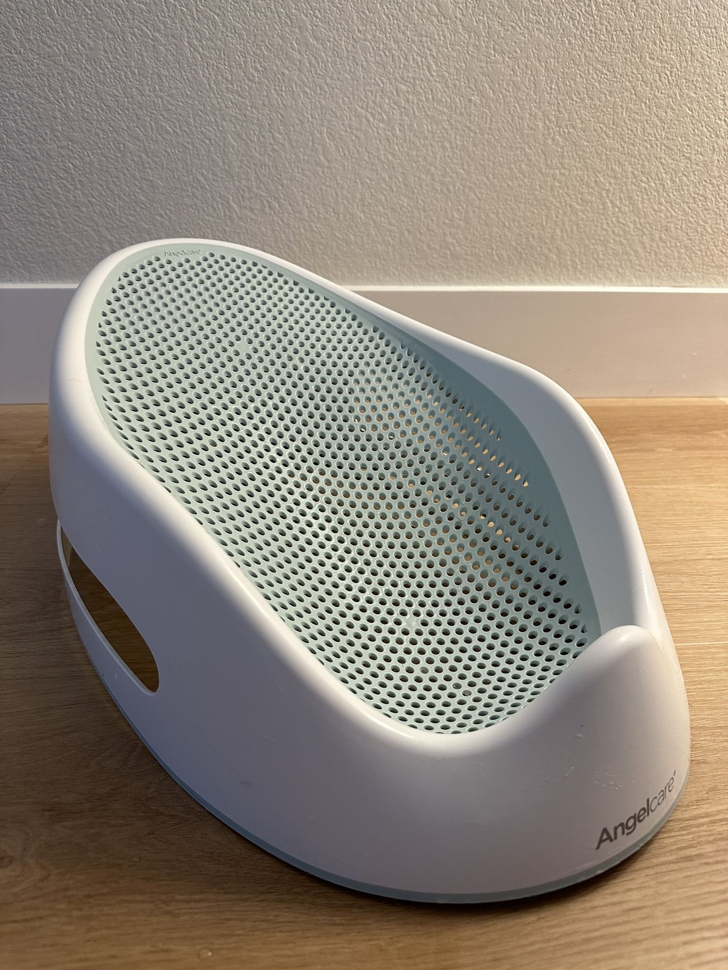 Anglecare Baby Bath Support
