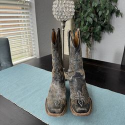 Corral Kids/teen Wing Cross distressed black leather cowboy boots