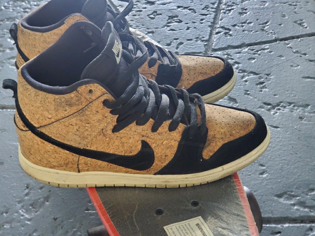 Nike SB High Dunk Cork OG Size 10 Pre-Owned Good Condition