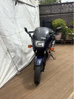 Selling Motorcycle for $1500