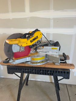 DEWALT 12” sliding miter saw