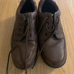 Men’s Dress Shoes. Brown. Size 10.5