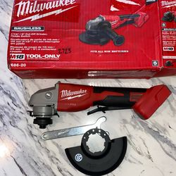 Milwaukee M18 18V Lithium-Ion Brushless Cordless 4-1/2 in./5 in. Grinder w/Paddle Switch