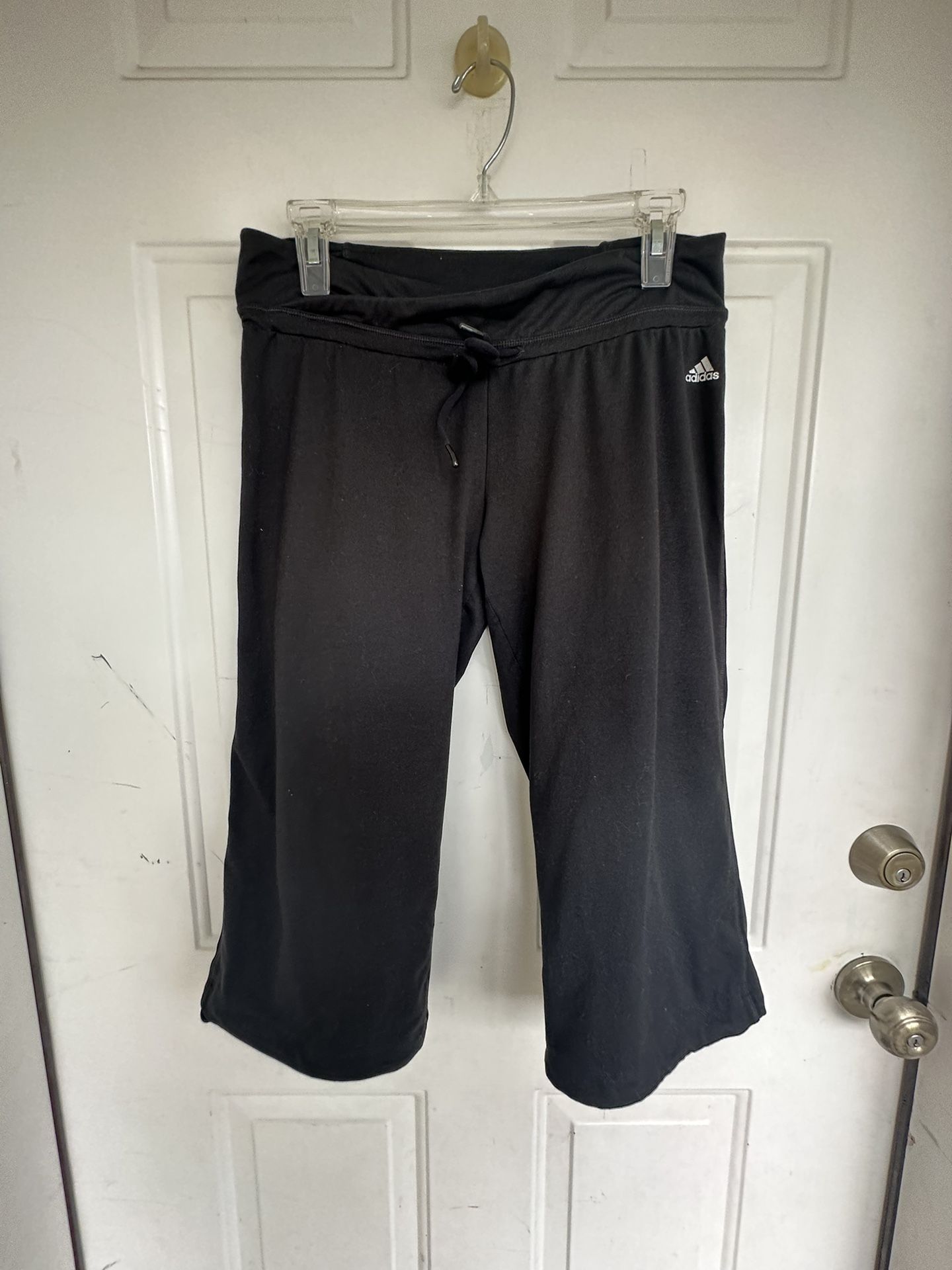 Adidas Women Shorts Size M