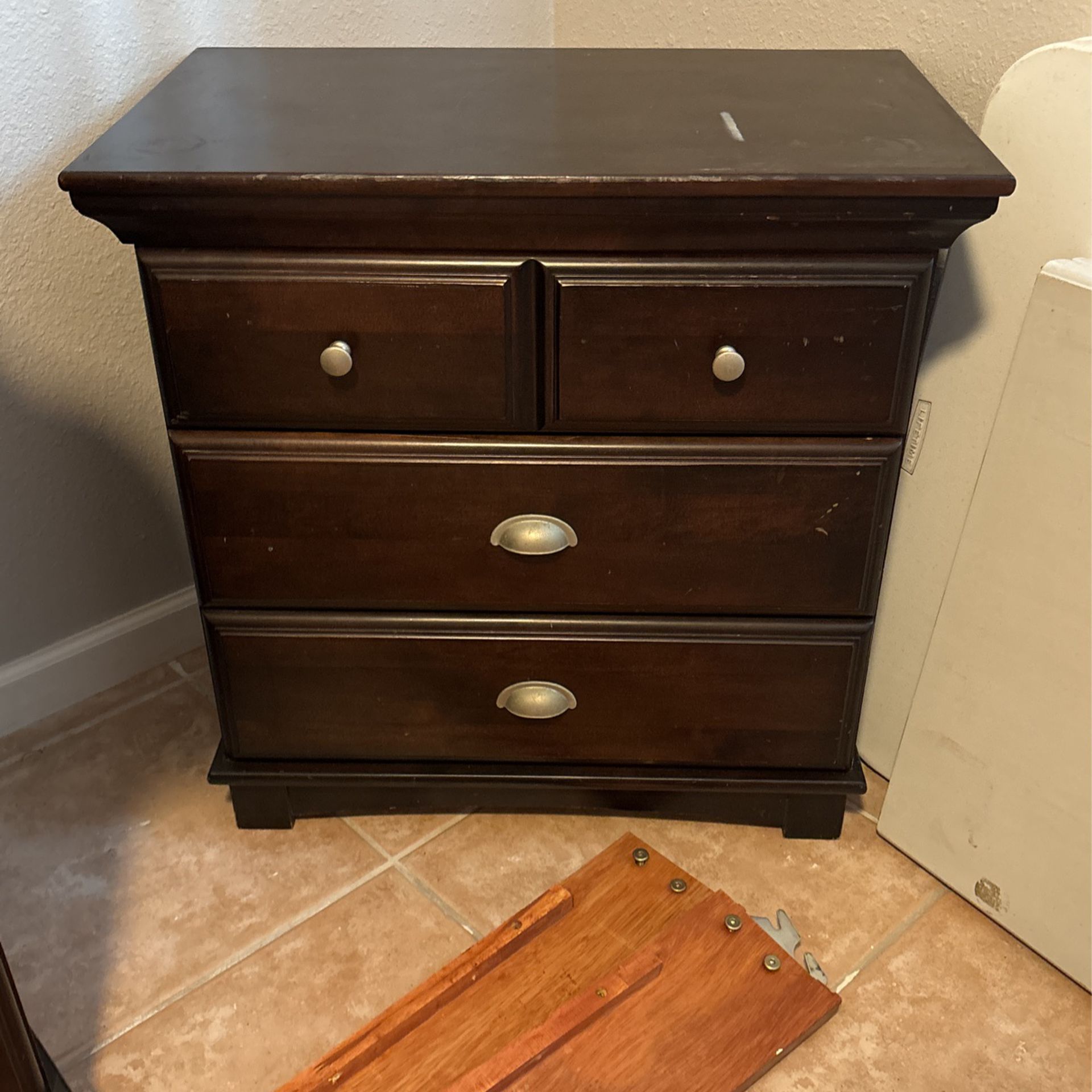 Dresser With Mirror And End Table 