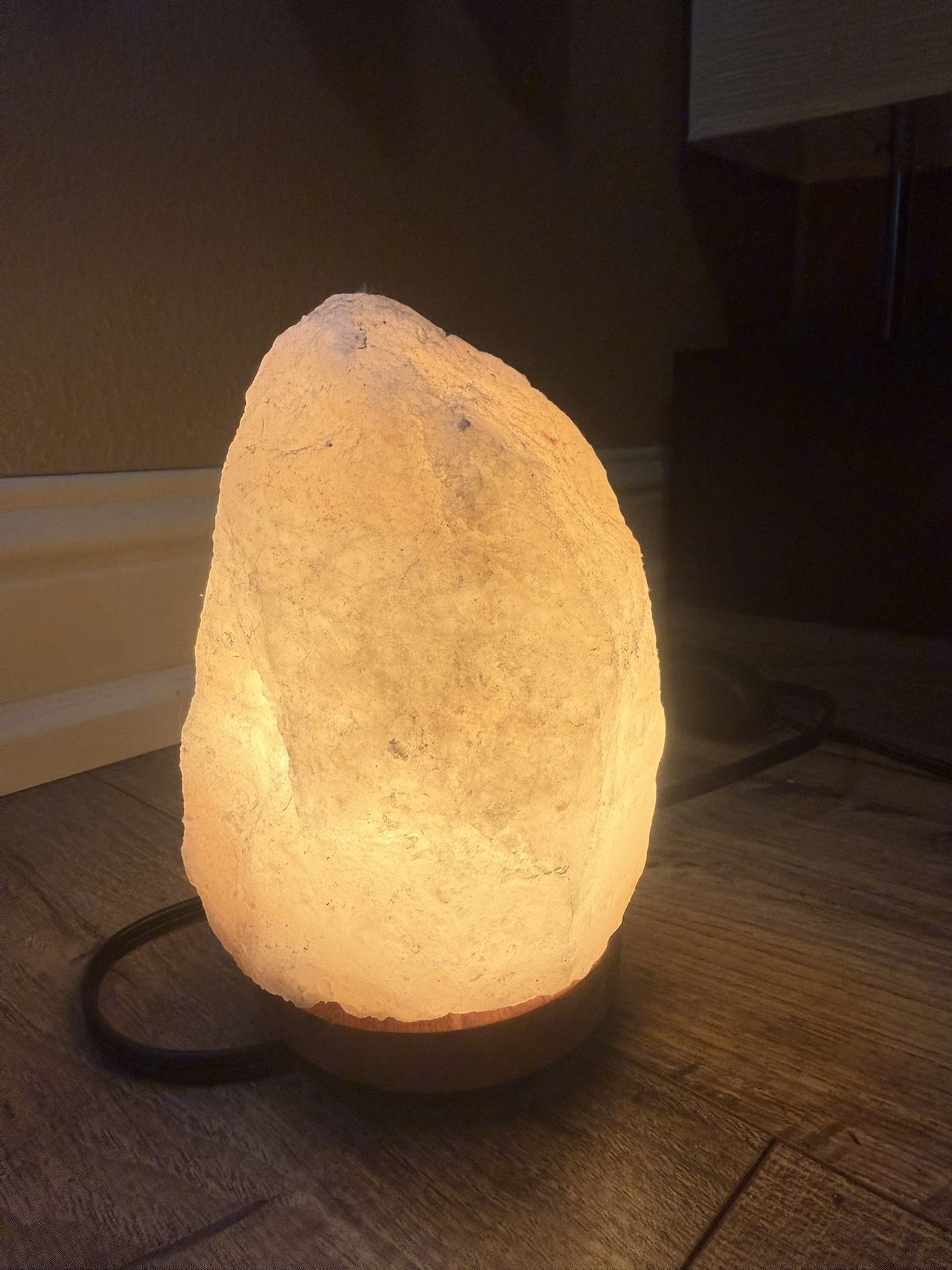 Salt Rock Lamp