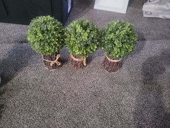 Plastic bushes trees