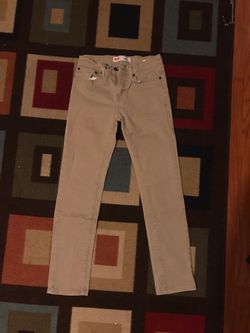 Brown Levi’s pants