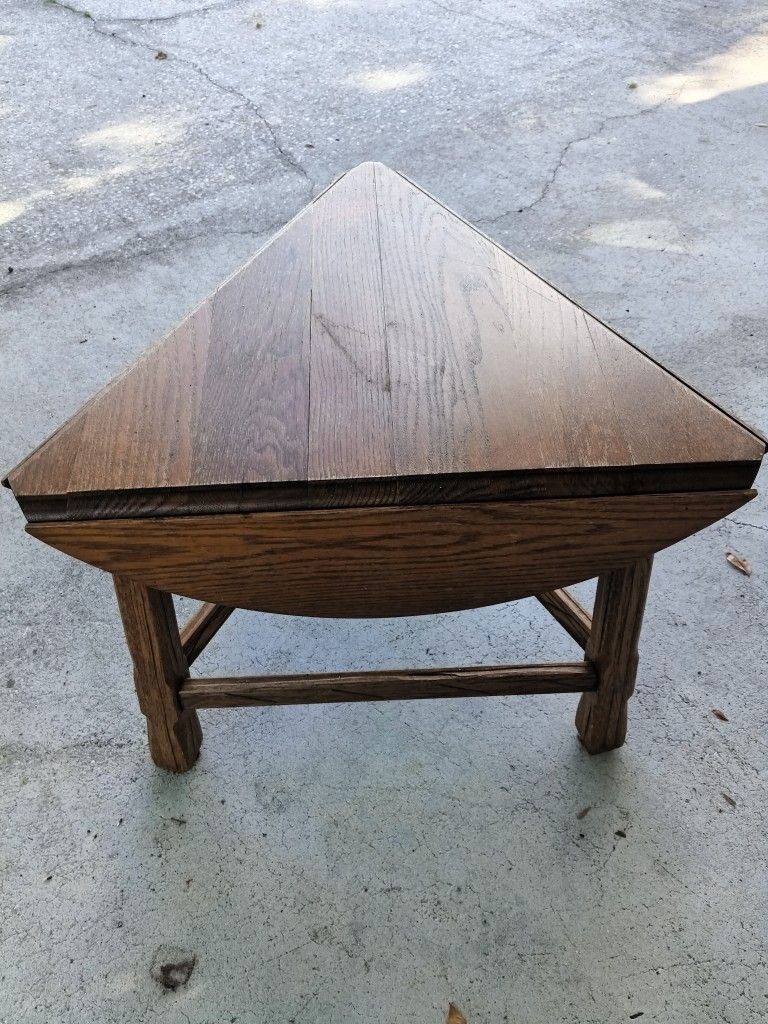Brandt Tavern Table Ranch Oak End Table