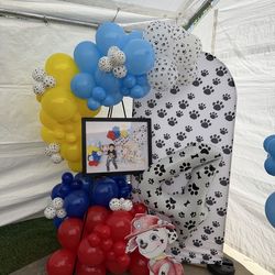 Paw Prints Arch Backdrop Cover - Used Once