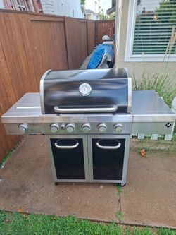 Gas grill