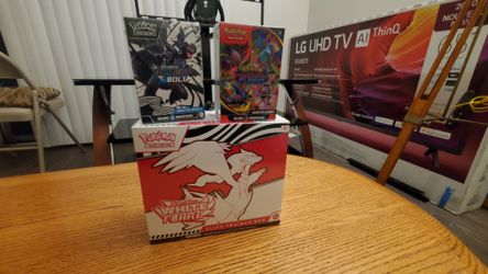 ($75)Pokemon White Flare Elite Trainer Box