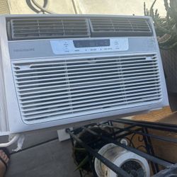 Window Air Conditioner 