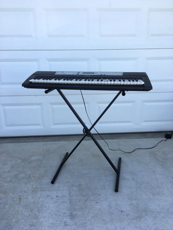 Yamaha PSR-E203 Piano/Keyboard with Stand & Power Supply