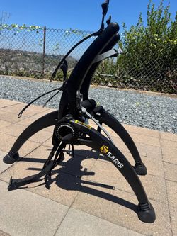 Saris Bones Car Trunk Bicycle Rack