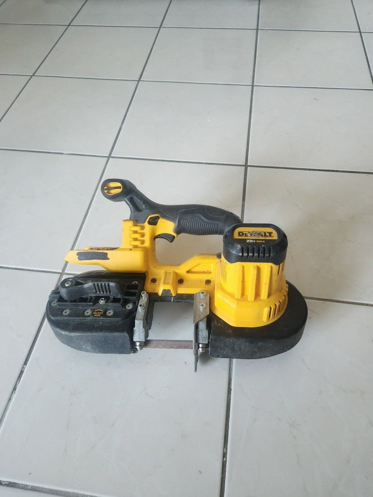 Dewalt 20v Cordless Bandsaw (Tool Only)