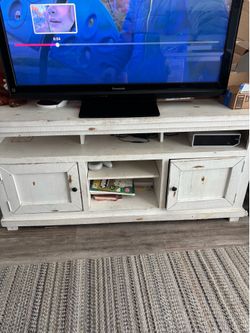 Tv stand