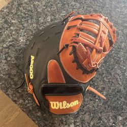 Wilson First Base Mitt