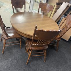 Round Wood Dining Table With Leaf