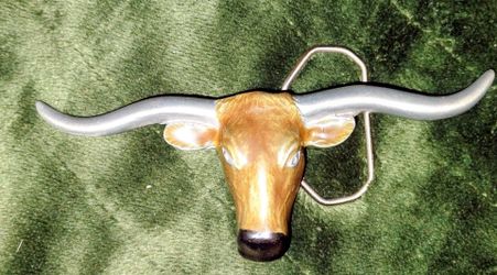 Longhorn bull belt buckle