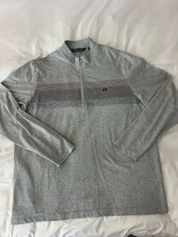 Travis Matthew golf sweater size XXL $40