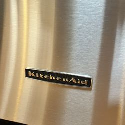 Under Counter Kitchen Aid Dishwasher 