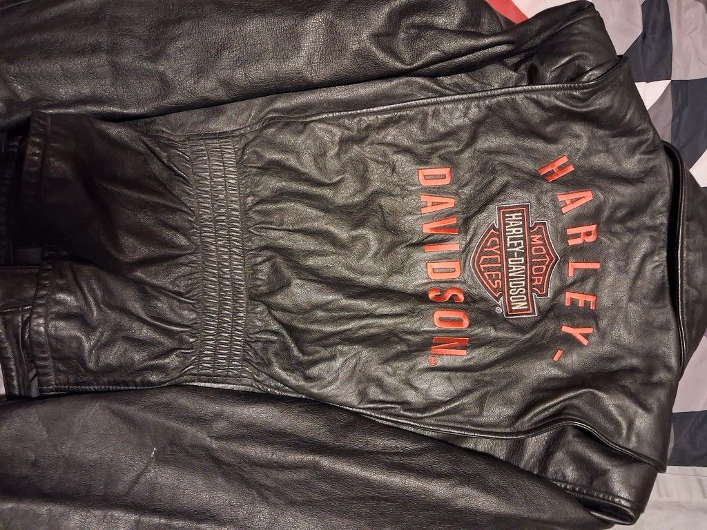 Vintage:: Harley Davidson Ladies Size Large
