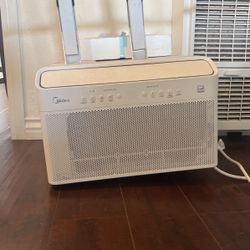 Midea U Shapes Air Conditioner