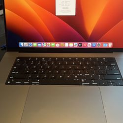 2021 MacBook Pro 16in 32gb RAM 1000gb Storage