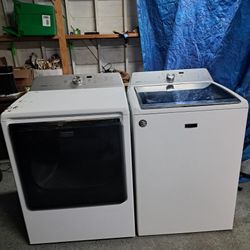 Maytag Bravos XL Washer & Dryer