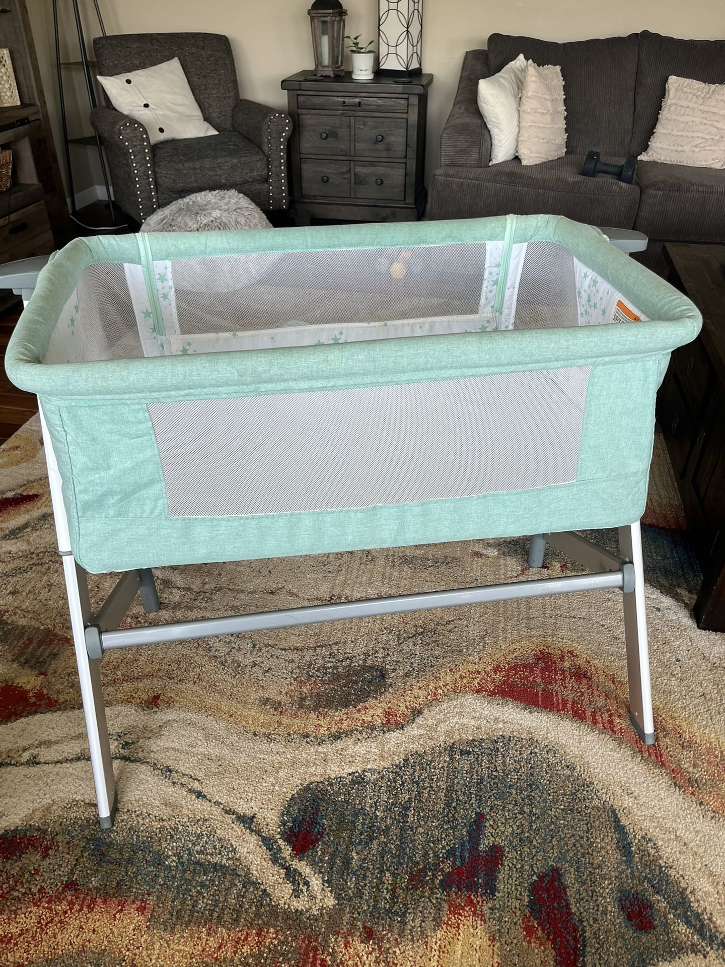 Baby Bedside Sleeper / Bassinet
