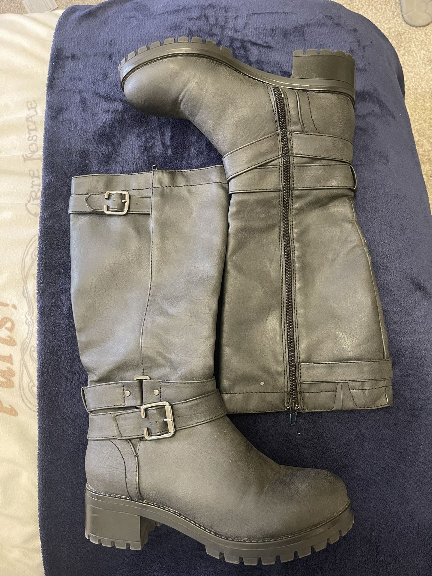 Black High Boots 