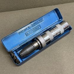 Vessel Impact Driver No.250C w/Case and 4 Bits