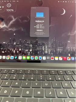 Apple MacBook Air M4 (2025) | 16GB RAM | 1TB SSD | 100% Battery Health | Midnight | Like New