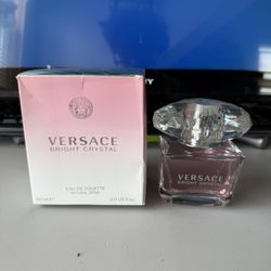 Versace Bright Crystal Perfume